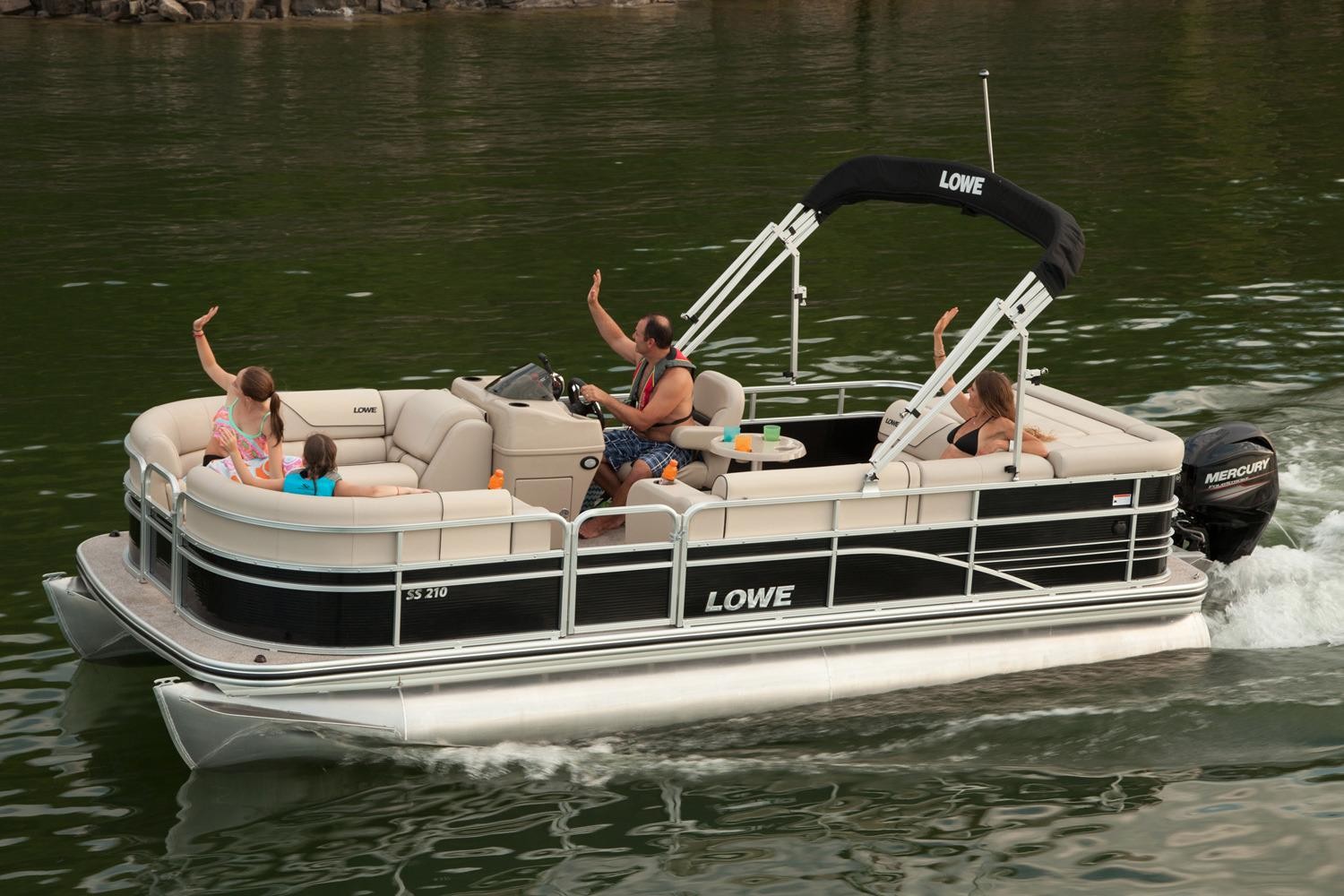 Pontoon Boat Rentals On Eagle Mountain Lake – West Bay Marina 